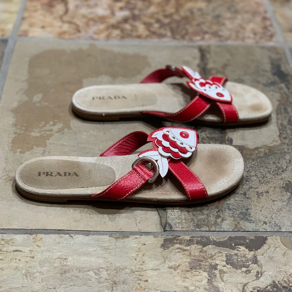 PRADA “Fish For Summer” Red and White Sandal - Picture 3 of 9